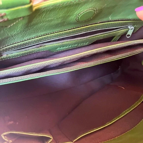 Kenneth Cole Vintage Forest Green Leather Tote w/Steve Madden Floral Pouch (EUC) - Picture 7 of 13